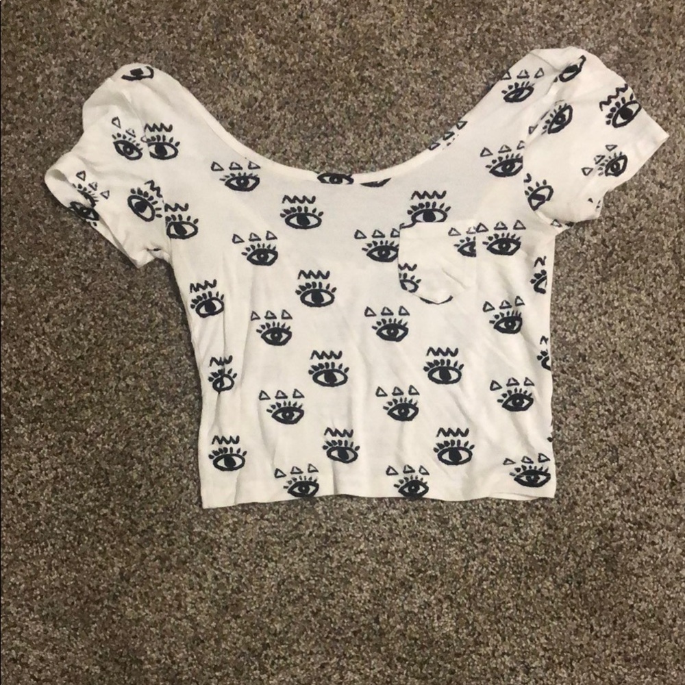 Nollie White and Black Graphic Crop Top